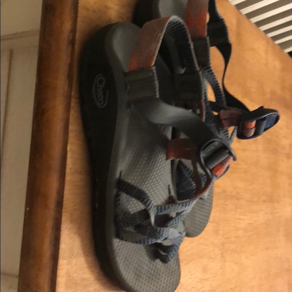 Womens chacos - Picture 2 of 3